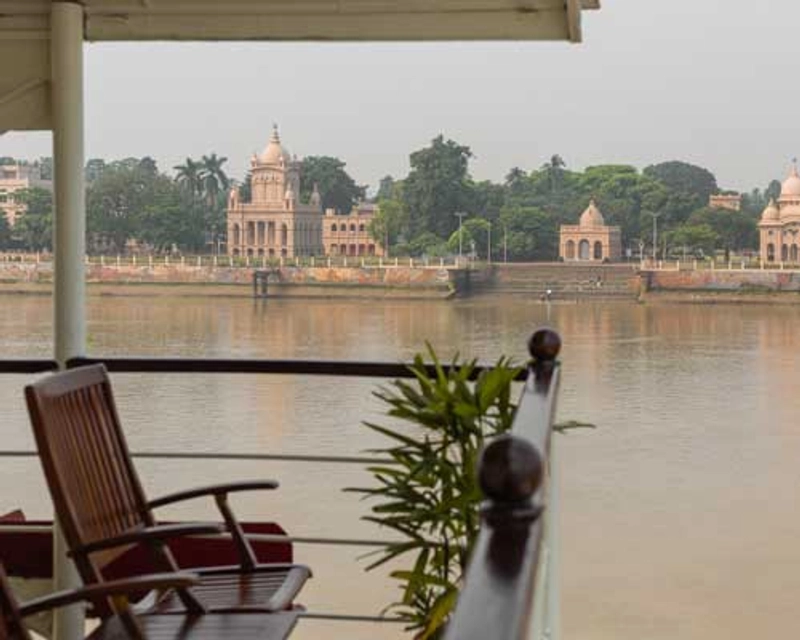 Sensory Journeys On The Ganges